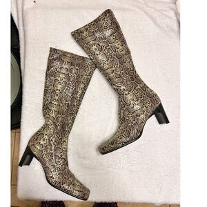 ENZO ANGIOLINI Karida Y2K Snake Print Knee High Mid Heel Sock Boots - Size 8.5